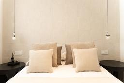 property gallery image 24